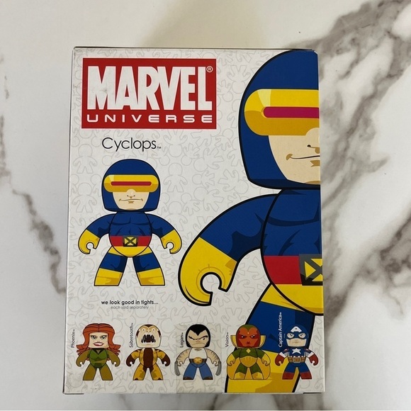 Mighty Muggs Marvel Universe Hasbro Sabretooth & Cyclops NEW X-men - Picture 7 of 13